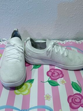 FitFlop™ Super-Q Knit Slip-On Laced
Sneaker, Urban White, size 9